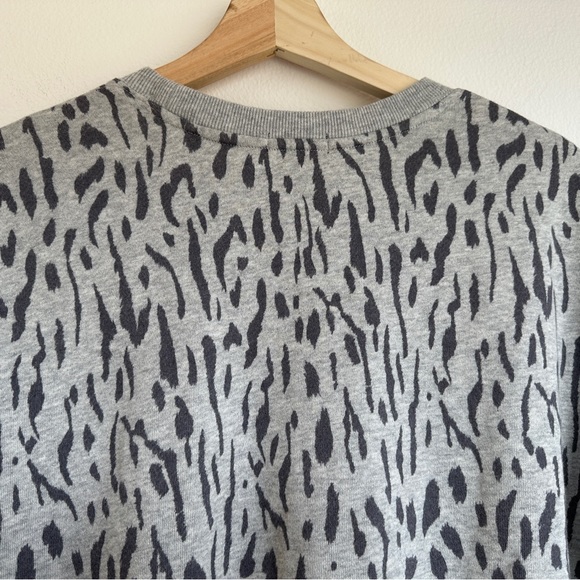 Rails Marlo Gray Abstract Cheetah Long Sleeve Crew Neck Sweatshirt Size S - Picture 8 of 13